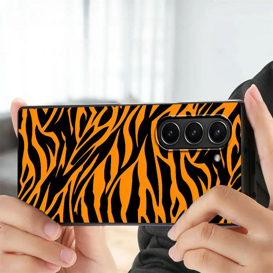ゼブラストライプひまわりバックフォンカバーケース Samsu - Phone Cases Z Fold 4 のレビューと価格